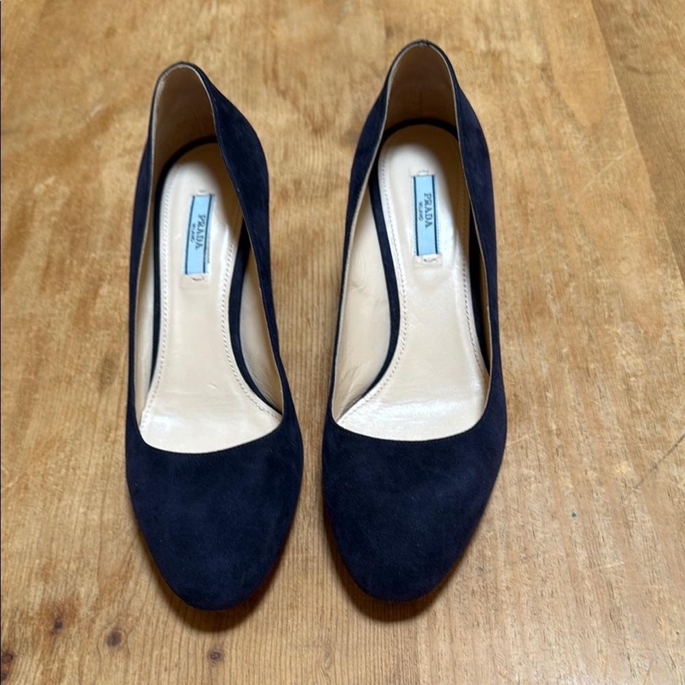 Prada Authentic Blue Block Heel Elegant Design - Picture 2 of 9